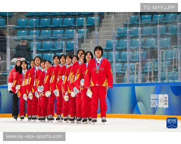 2026女子冰球锦标赛：中国女队稳步前进，已晋级决赛，2020年中国女子冰球队