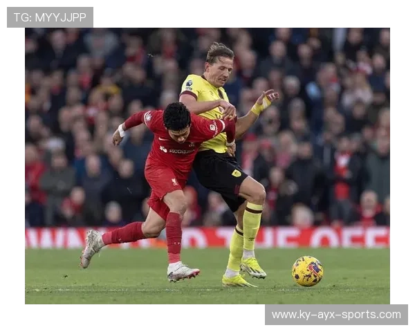 228分钟引爆离队危机！曼联帝星暴怒背后，孔蒂的致命诱惑藏不住了