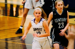 爱游戏娱乐网址-中国篮球是否构建与大学篮球联赛的无缝连接平台,中国大学生篮球联赛是什么意思